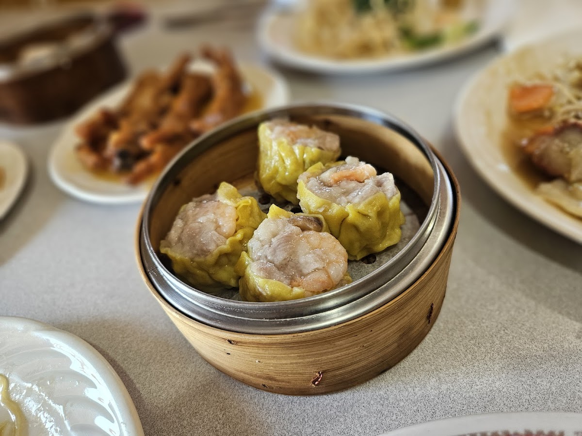 Canton Restaurant - AB T7A 0A4 - Photo 1