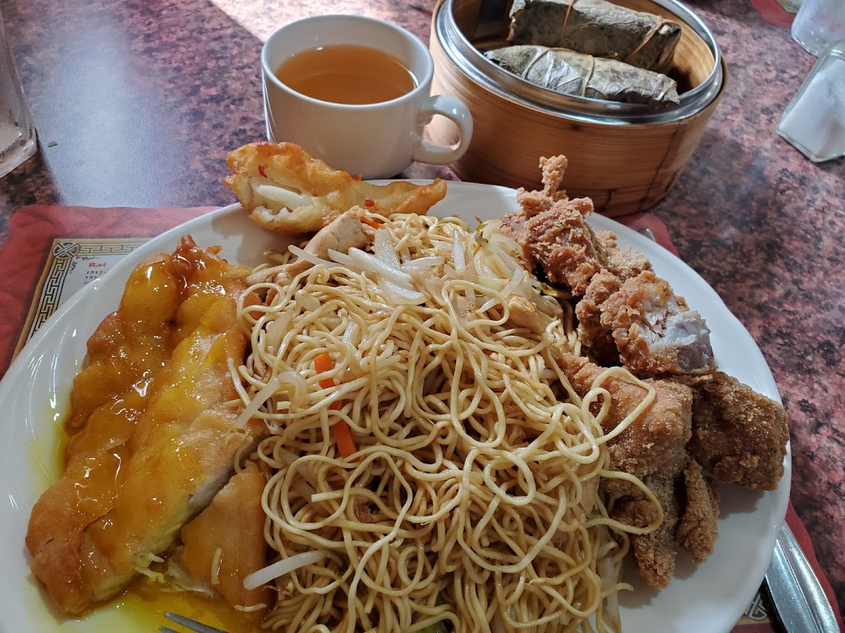 Canton Restaurant - AB T7A 0A4 - Photo 7