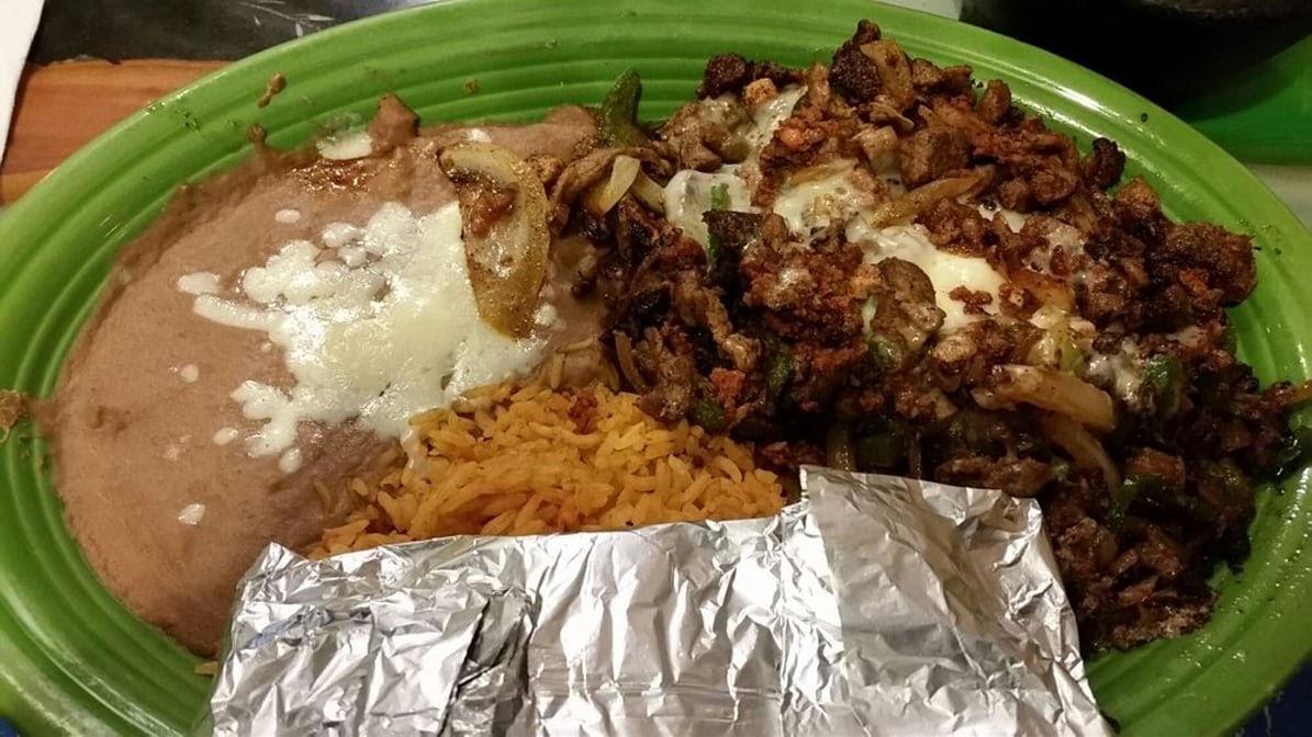 Casa Mexicana - Chippewa Falls - Photo 1
