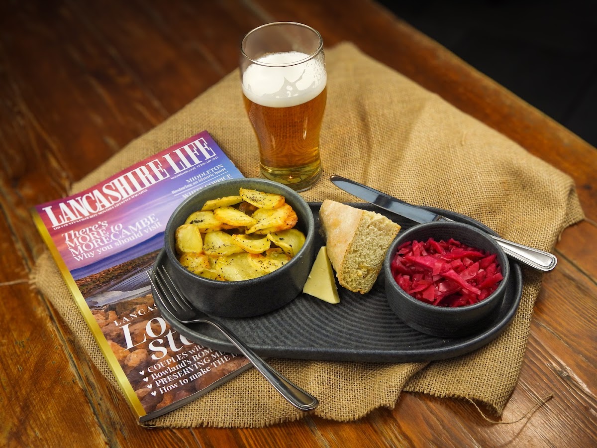 The Red Lion - Ormskirk L40 2QP - Photo 4