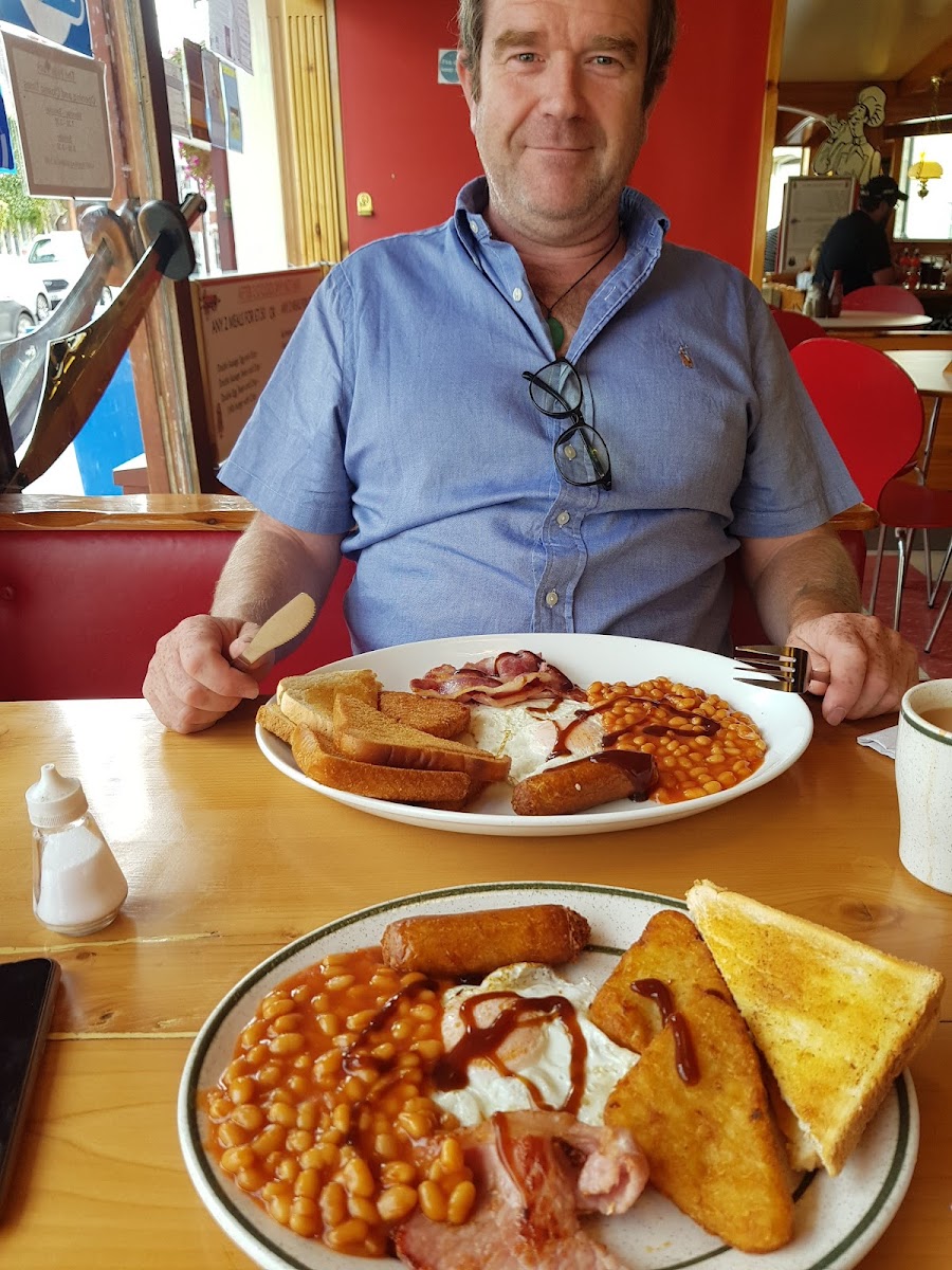 The Friar Tuck Cafe - Photo 6
