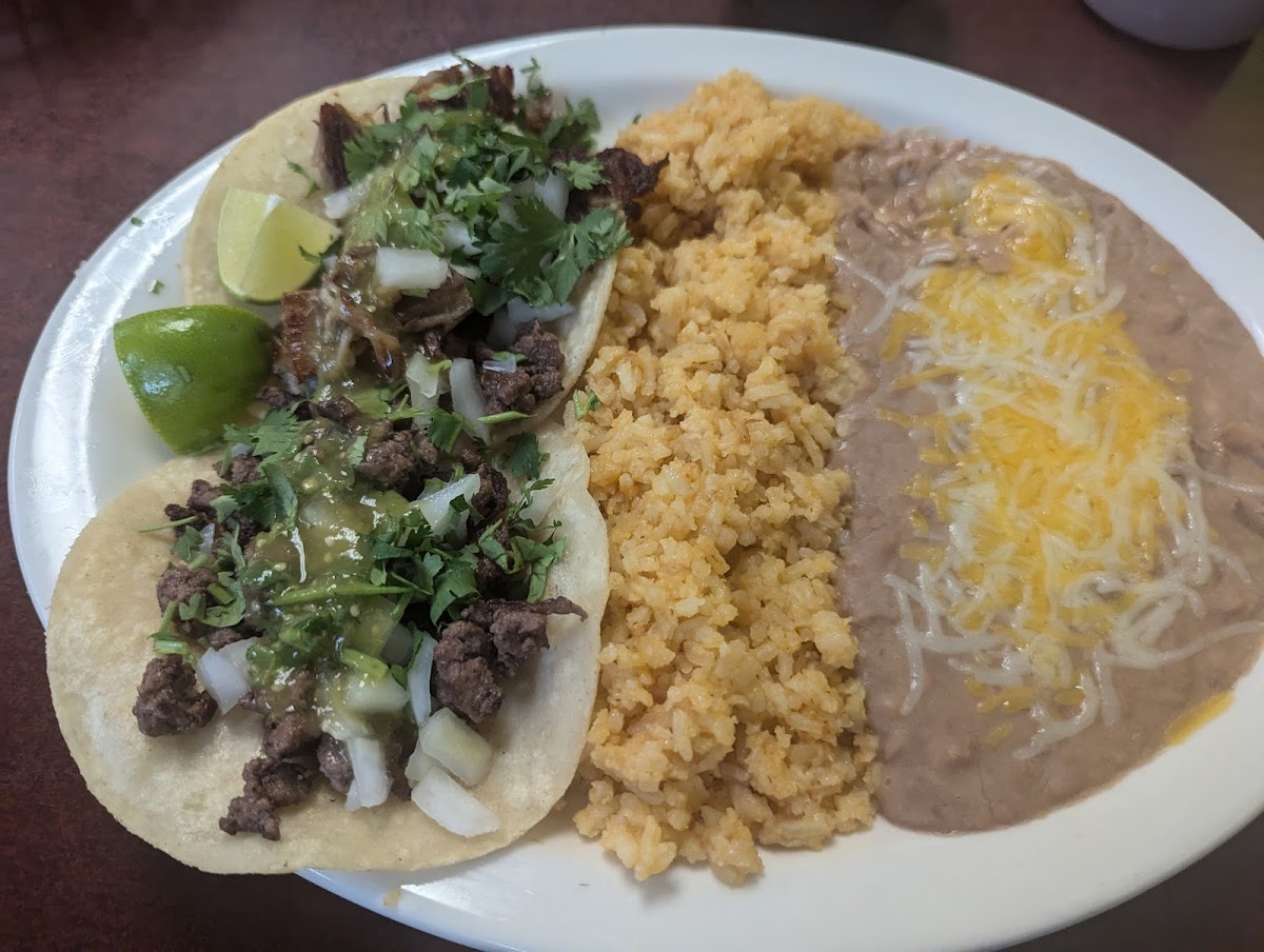 Gonzalez Mexican Restaurant - Willow Creek - Photo 1