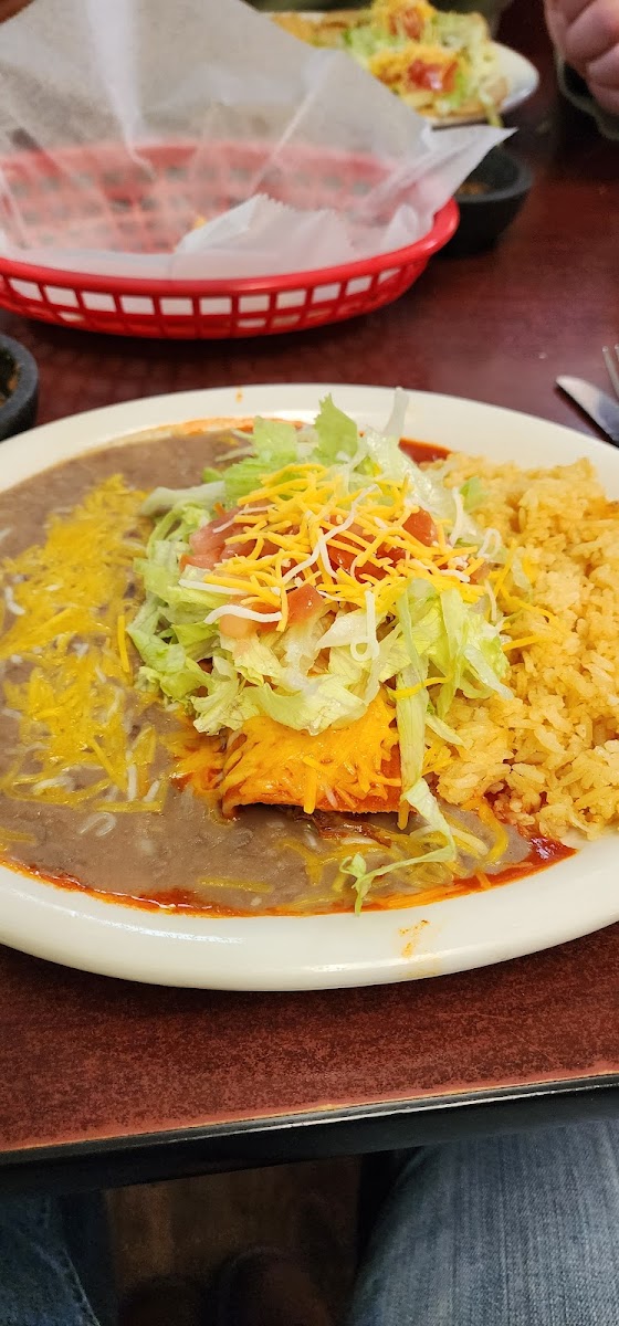 Gonzalez Mexican Restaurant - Willow Creek - Photo 6