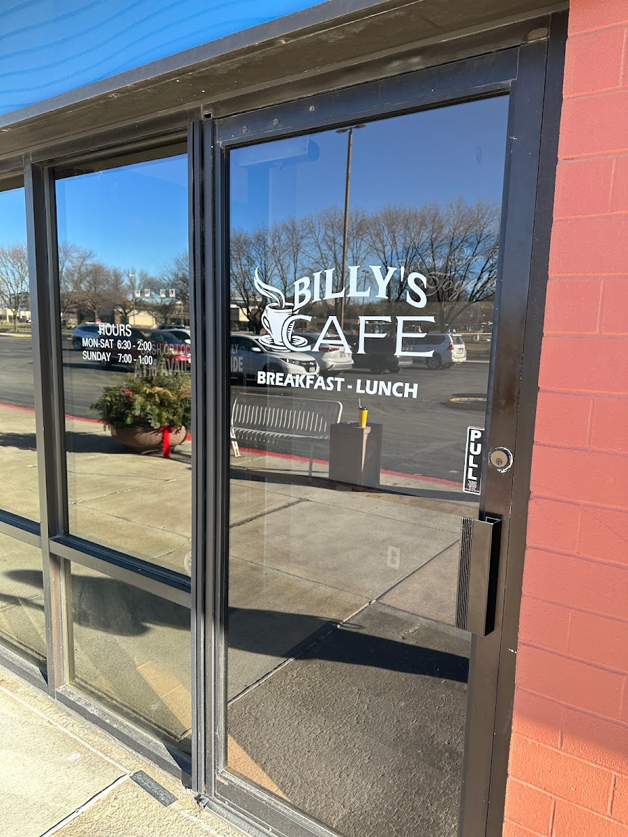 Billy's Miracle Hills Cafe - Photo 3