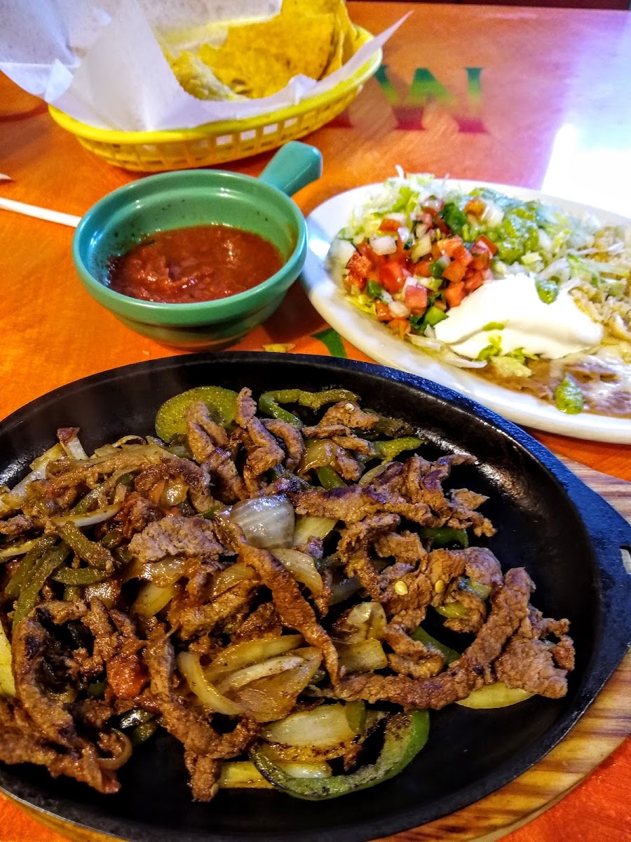 La Casa Mexicana - Clintwood - Photo 2