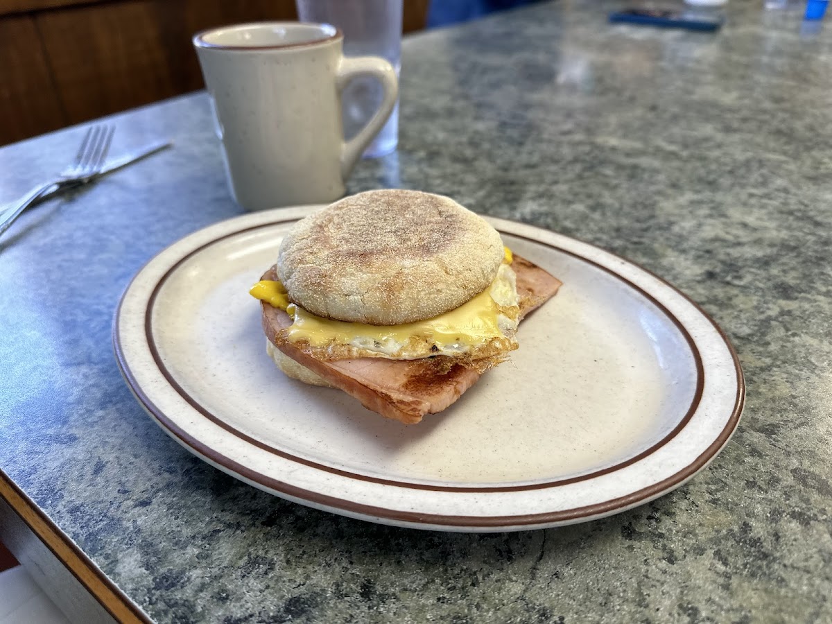 Eagle Valley Cafe - Photo 2