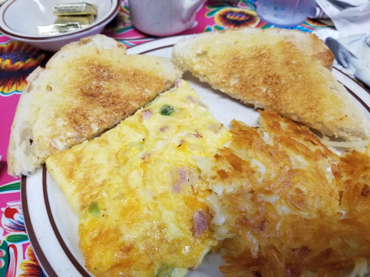 Eagle Valley Cafe - Photo 7