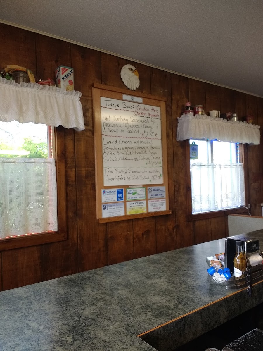 Eagle Valley Cafe - Photo 8