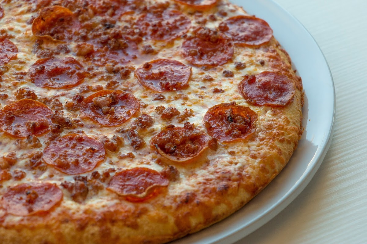 Pizza Hotline - MB R1N 0L6 - Photo 1
