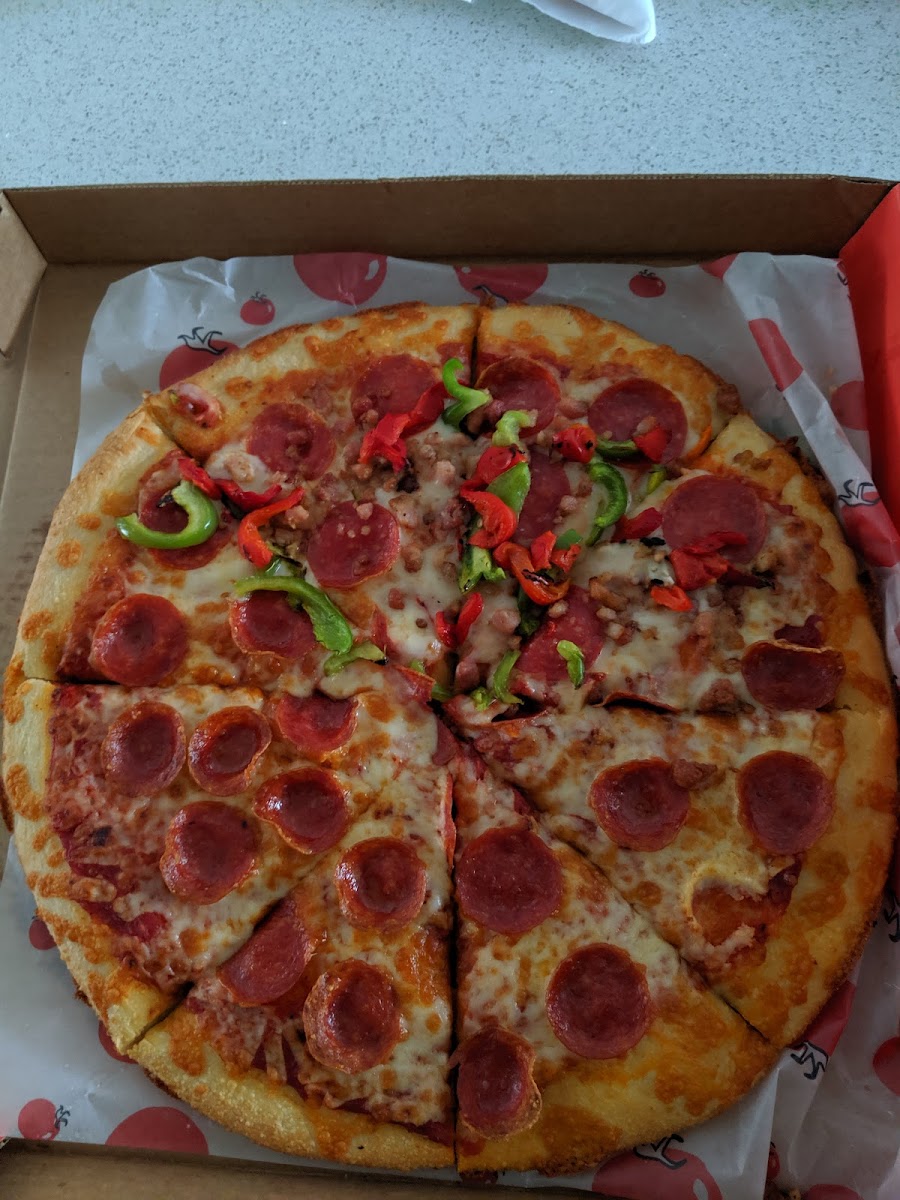 Pizza Hotline - MB R1N 0L6 - Photo 5