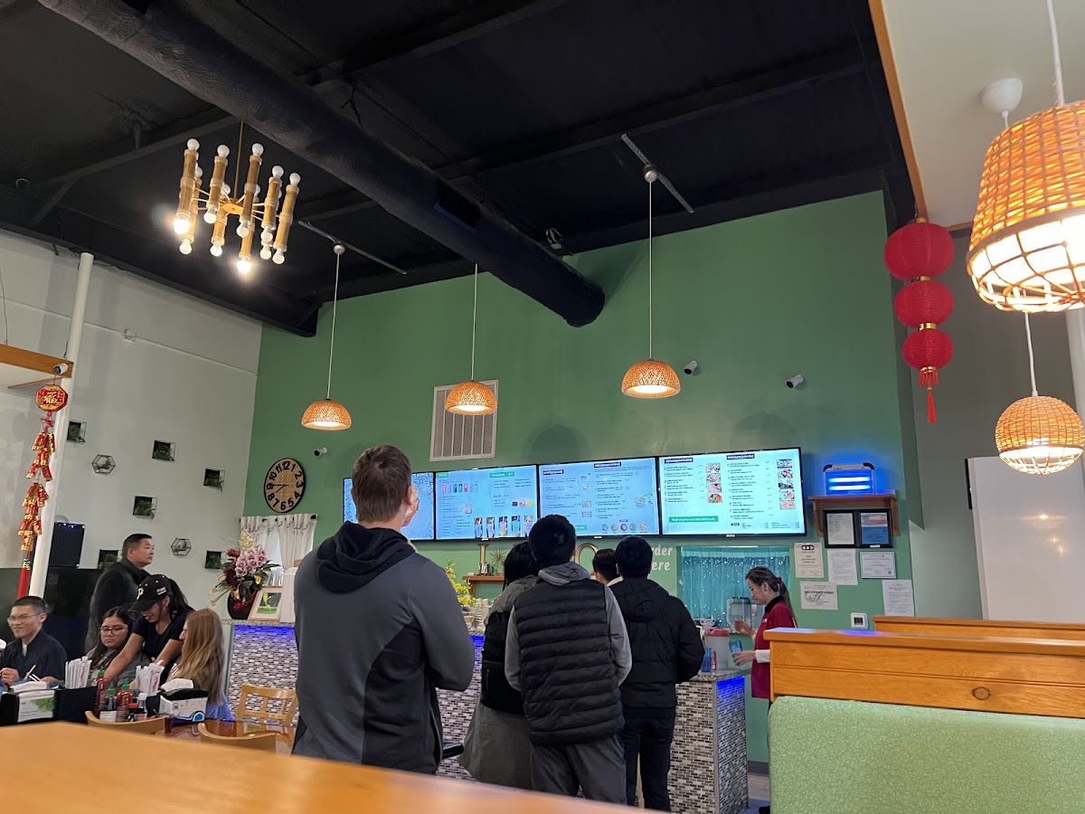 iPhở - College Station - Photo 5