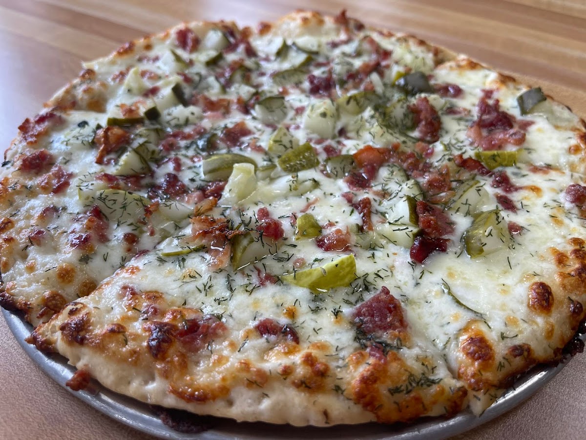 Tower Pizza - Staples - Photo 1