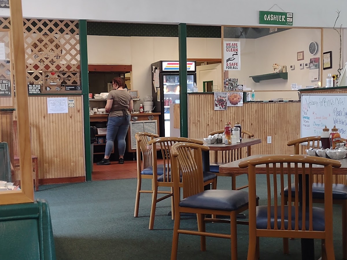 Billy's Cafe - Photo 9