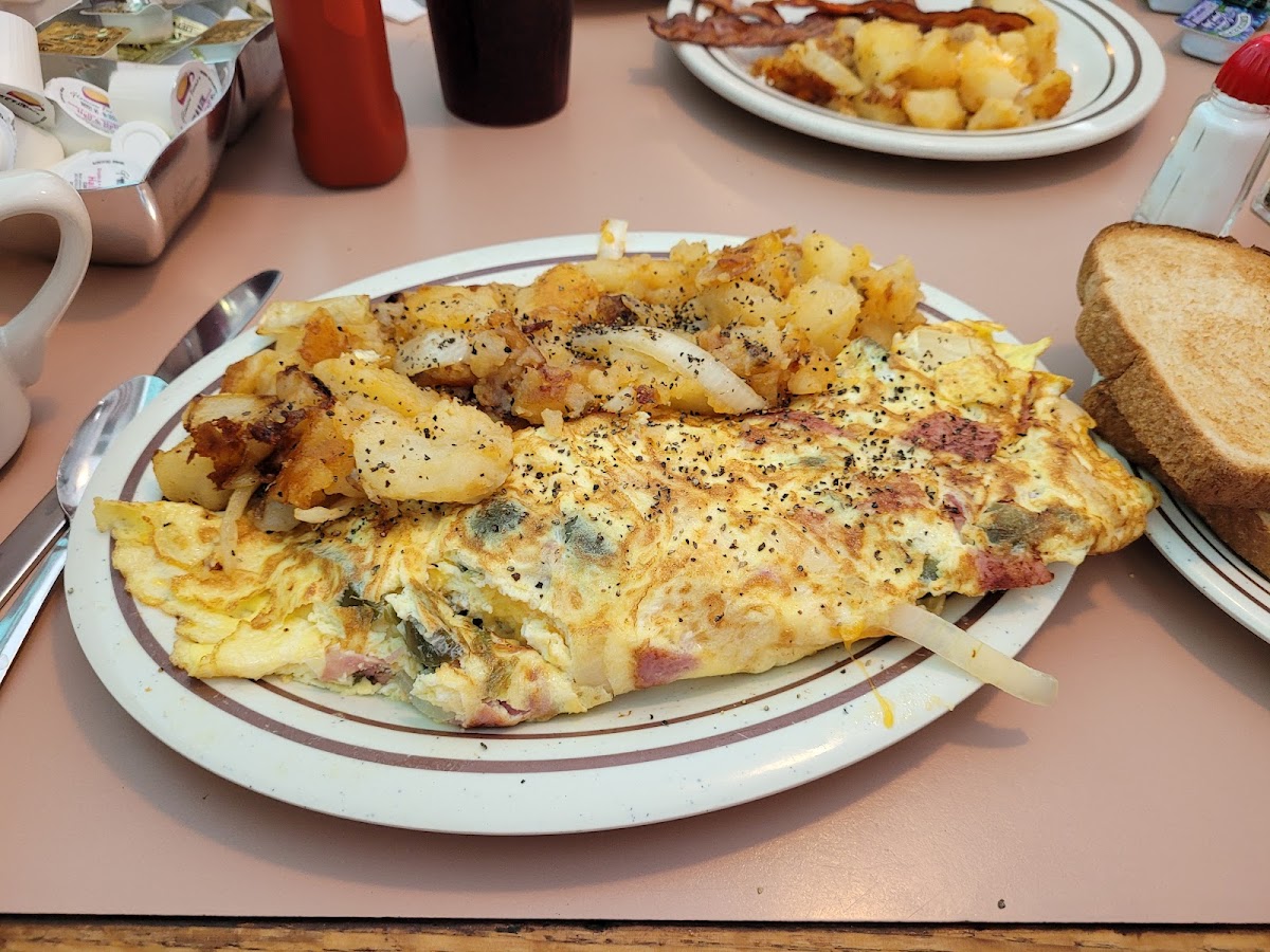 Billy's Cafe - Photo 1