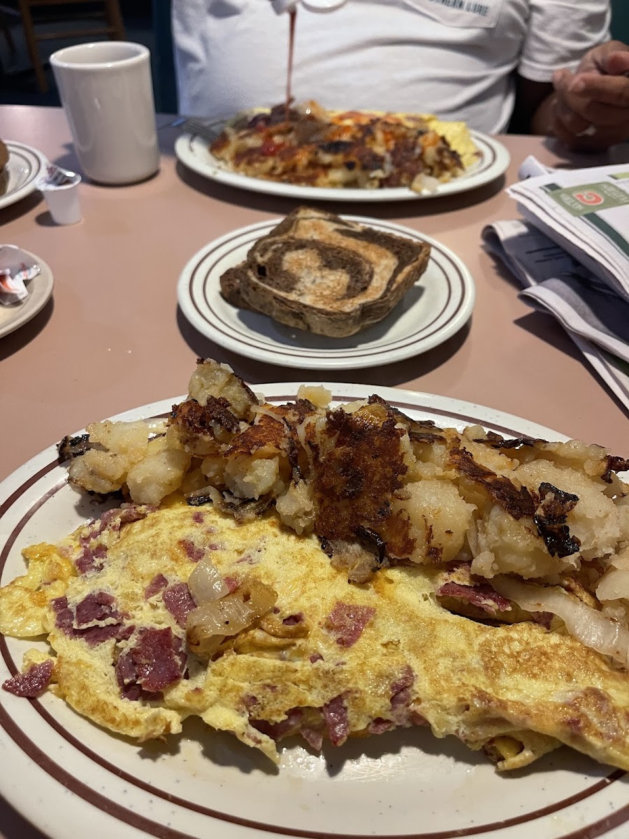 Billy's Cafe - Photo 2