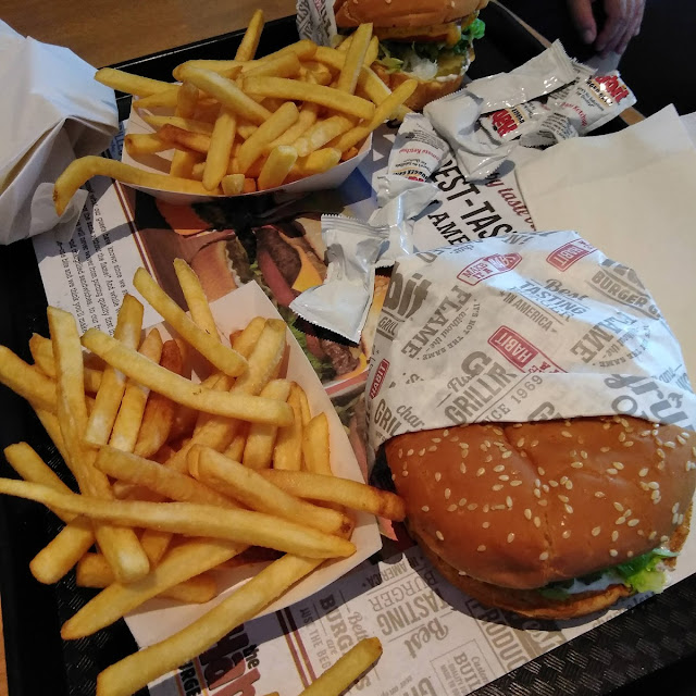 Charburger with the Fixins
