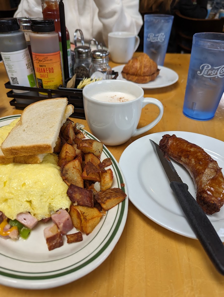 Dulin's Village Cafe - Photo 3