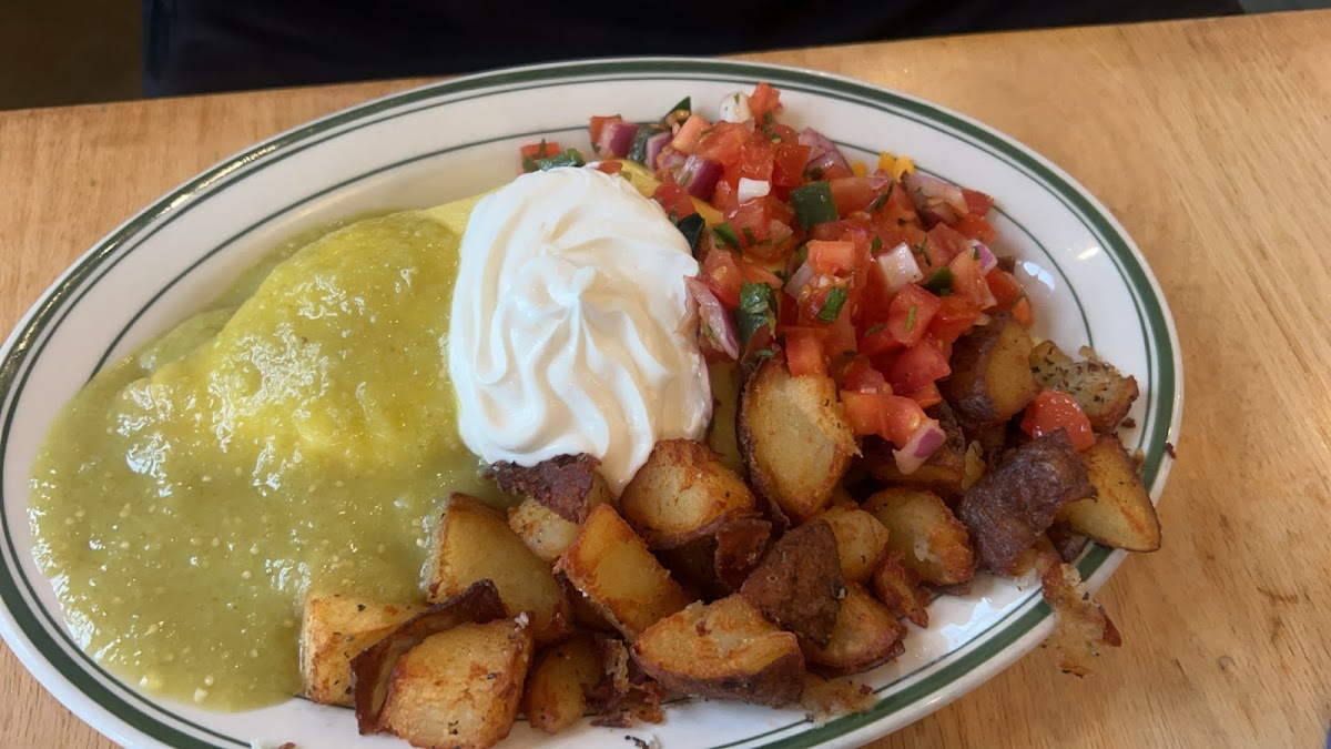 Dulin's Village Cafe - Photo 4