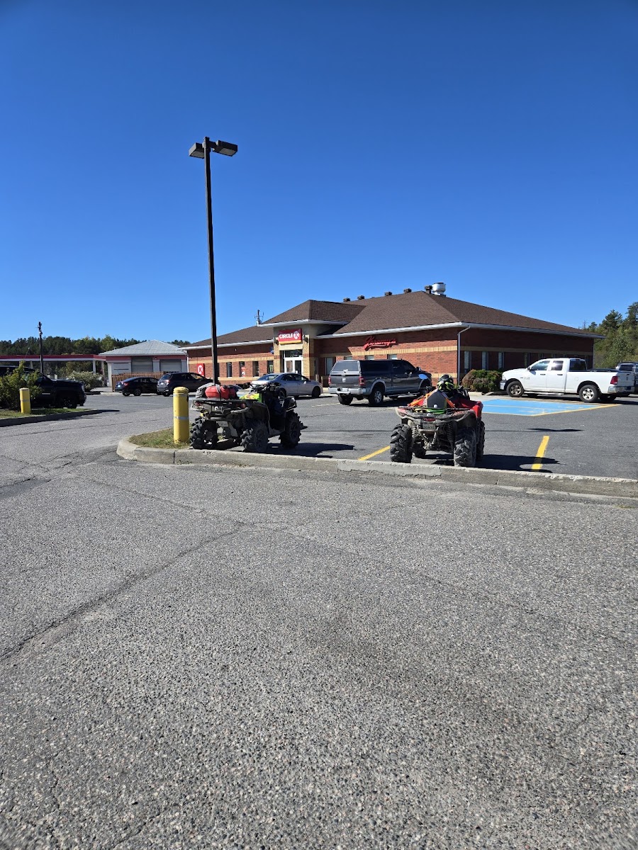 Jeremy's Truck Stop - Photo 5