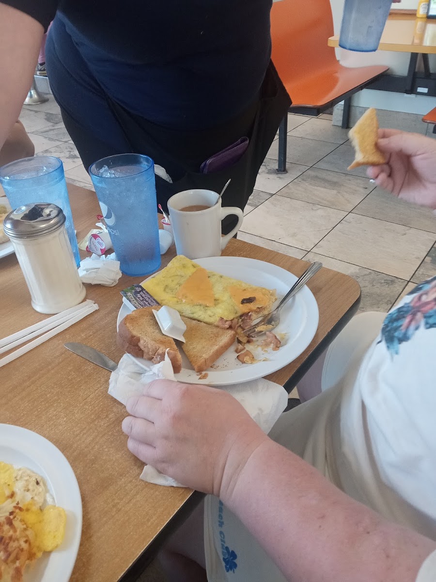 Sunrise Cafe - Springfield - Photo 4