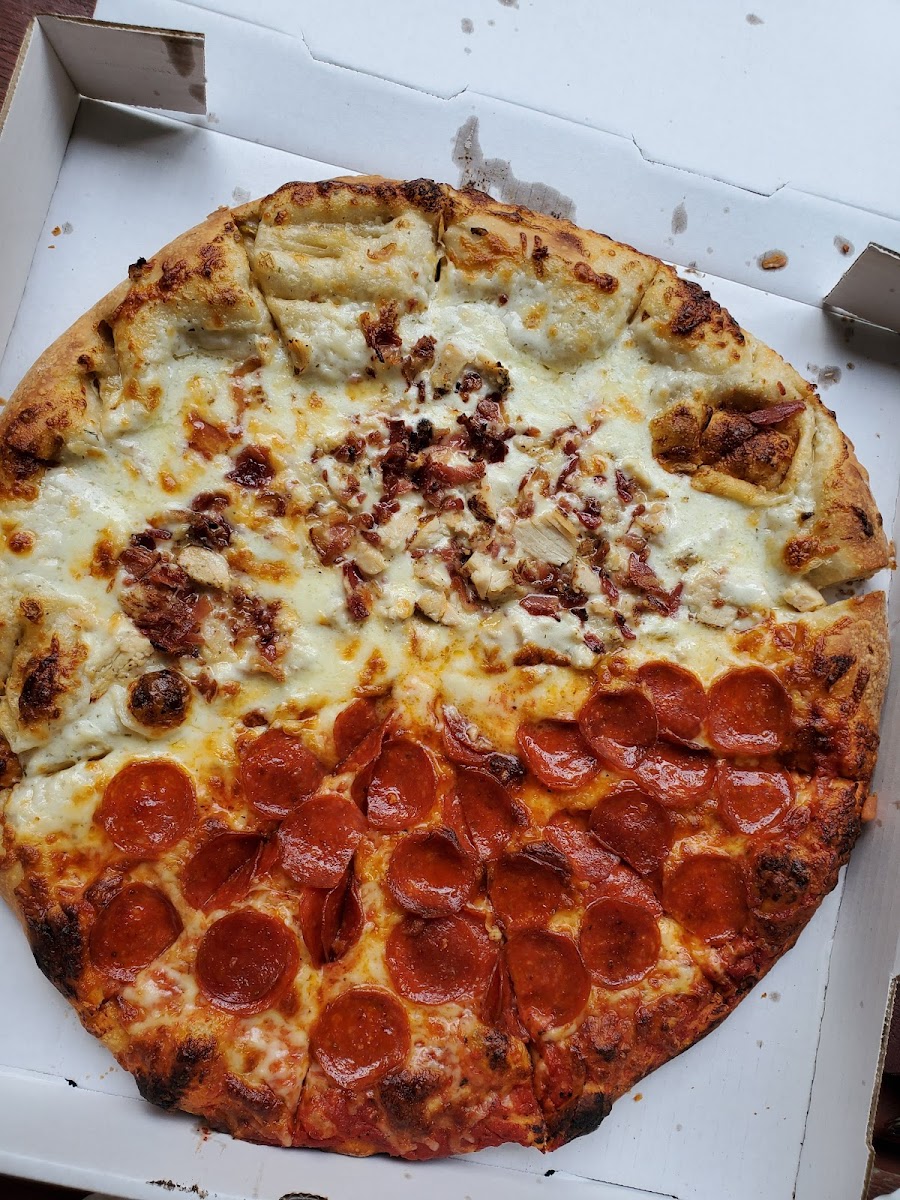Main Street Pizza - Ovid - Photo 1