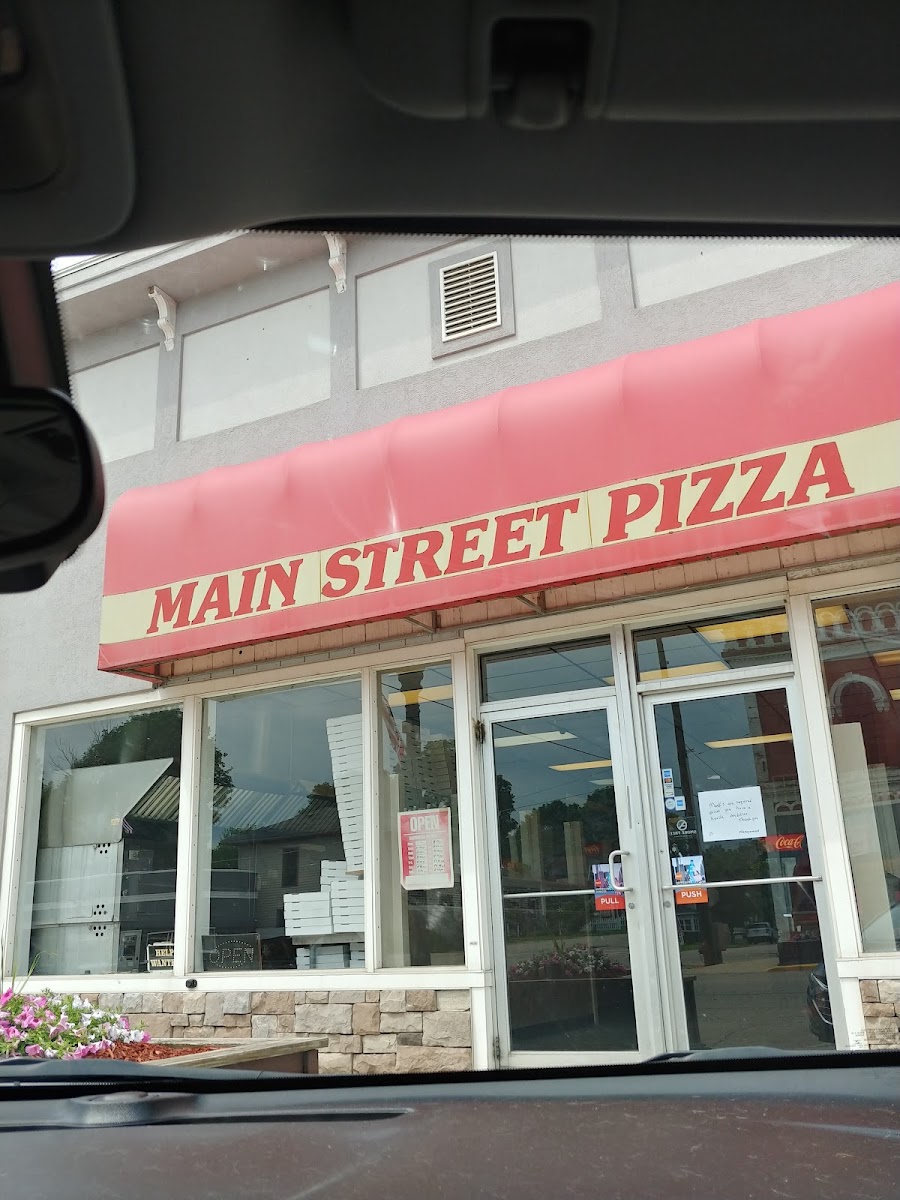 Main Street Pizza - Ovid - Photo 5