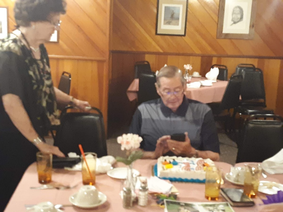 Charley's Steak House - Photo 5