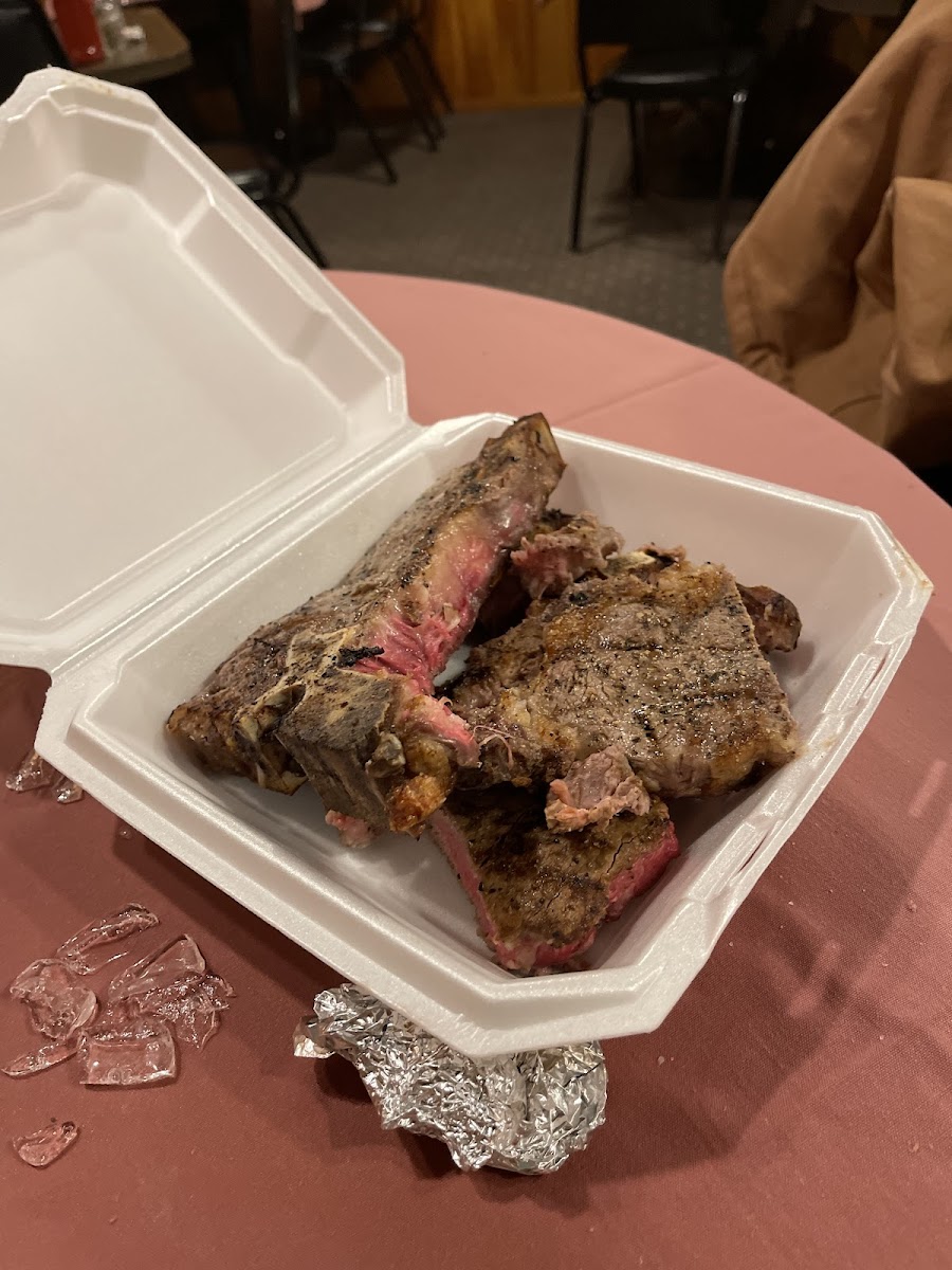 Charley's Steak House - Photo 6