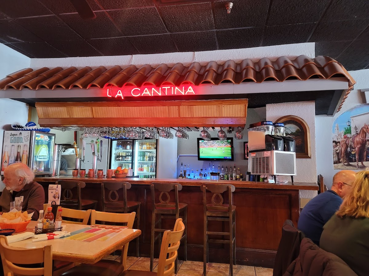 El Sombrero - Gainesville - Photo 9