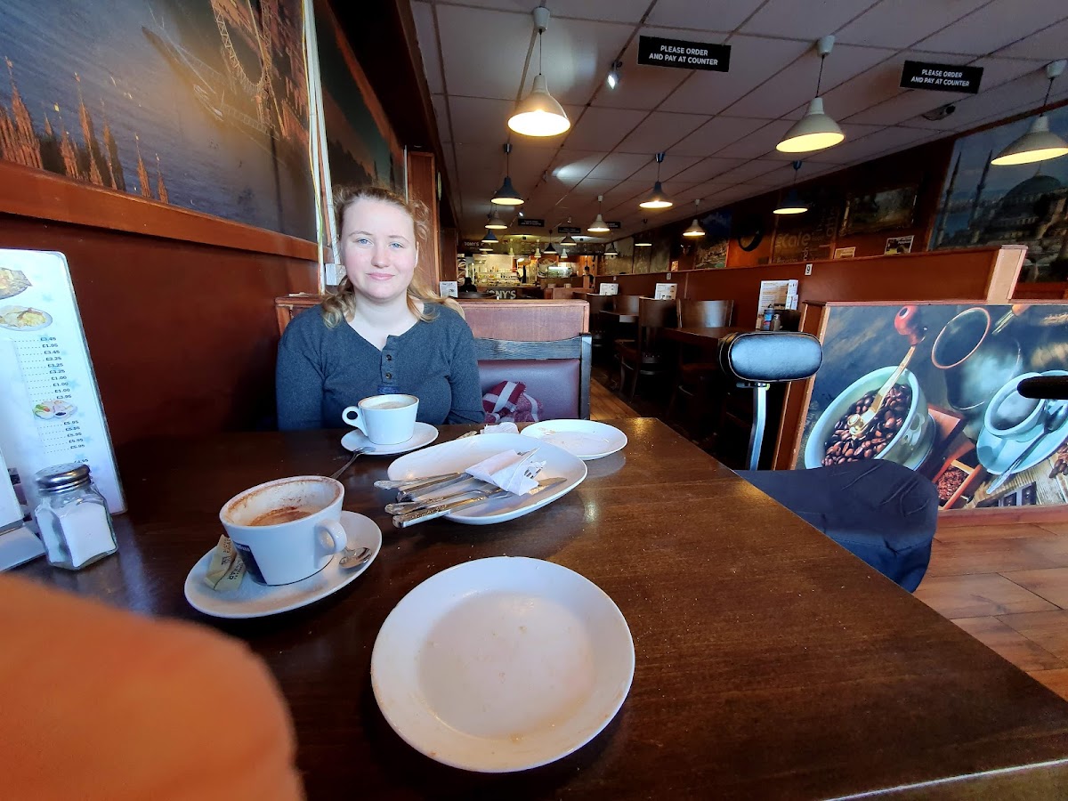 Tonys Cafe - Southampton SO18 6TG - Photo 7