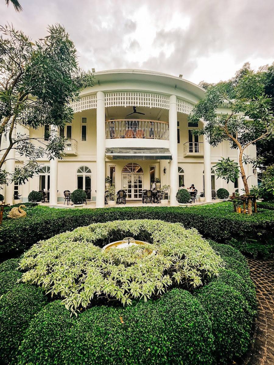 White Swan Myanmar Tea House - Photo 2
