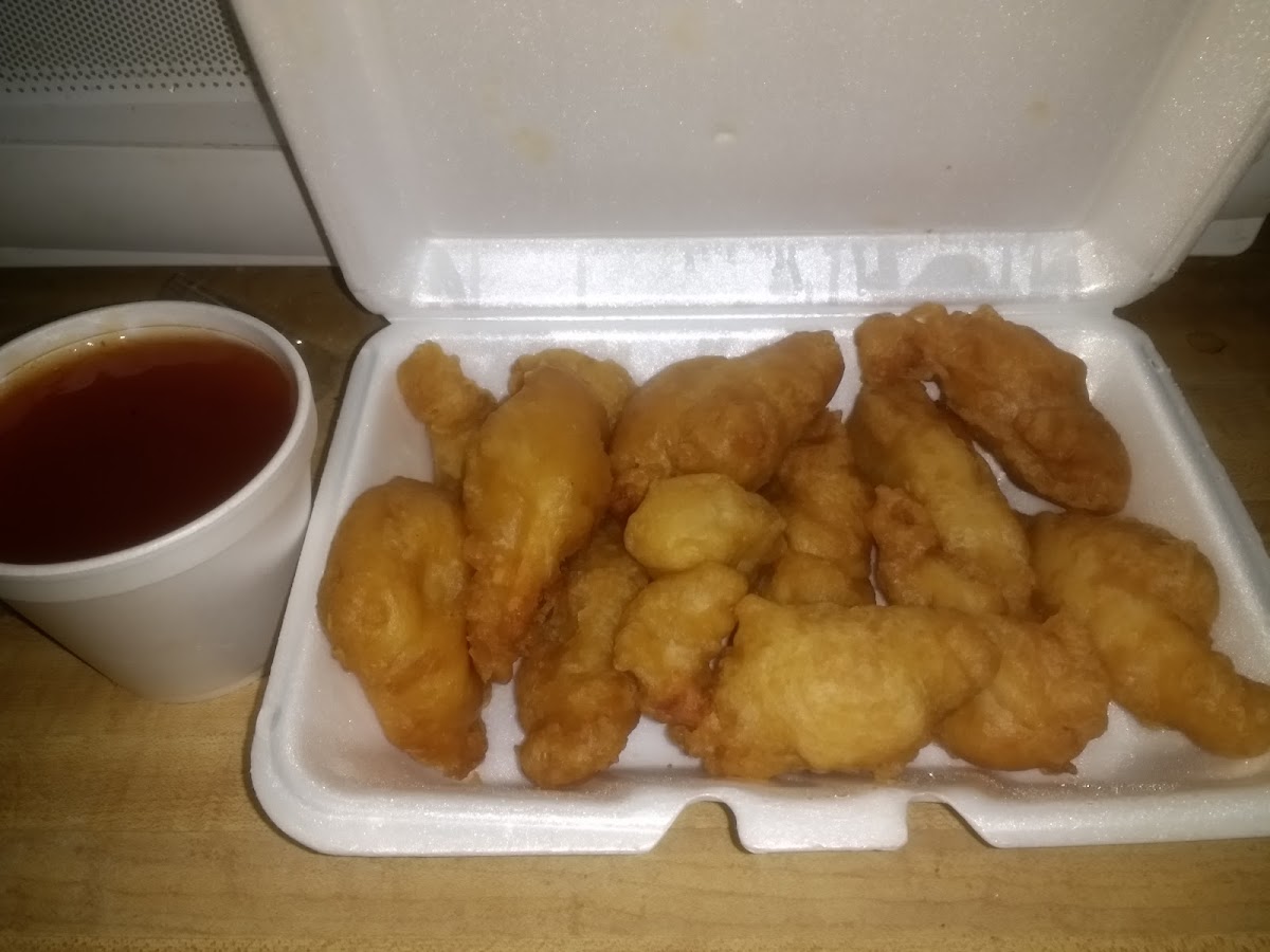 Lily's Restaurant - Olmsted Township - Photo 4