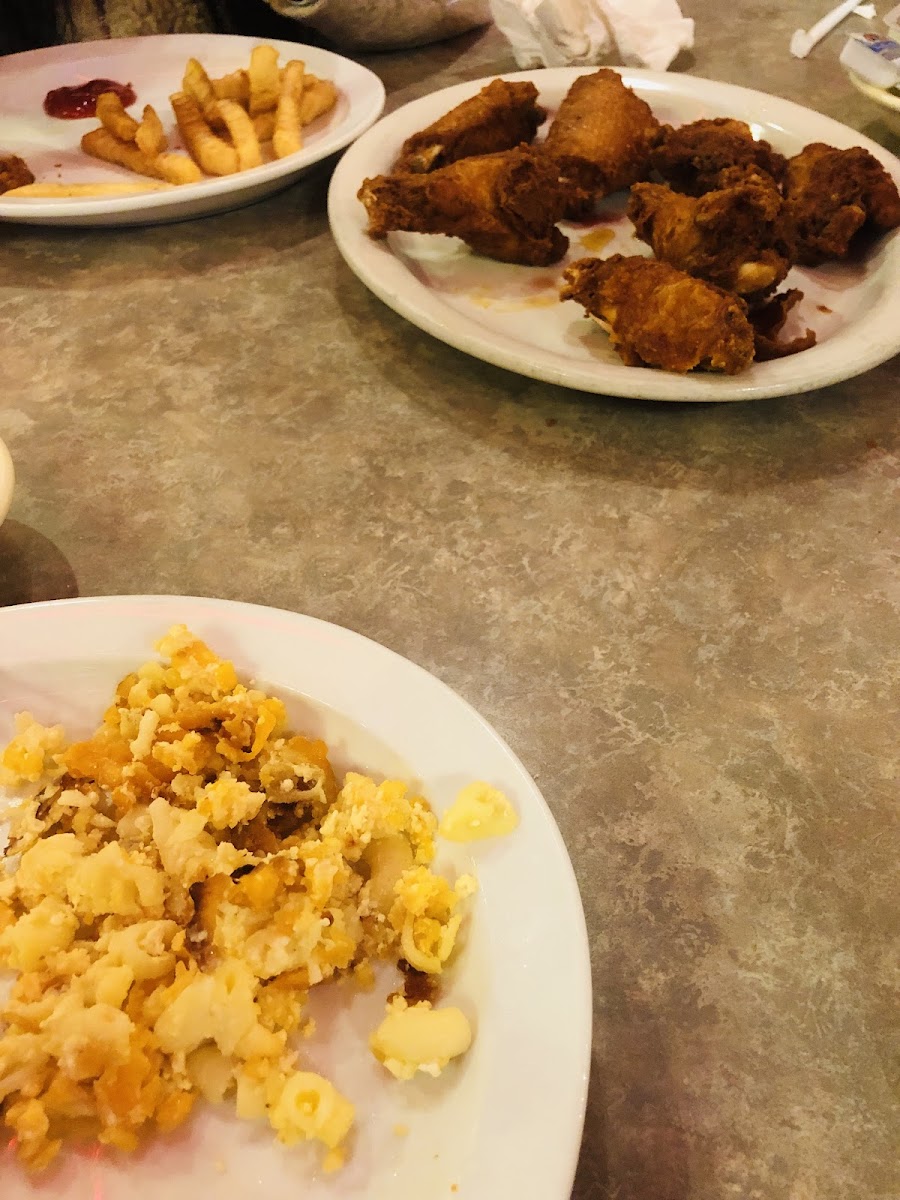Skyland Family Restaurant - Photo 3