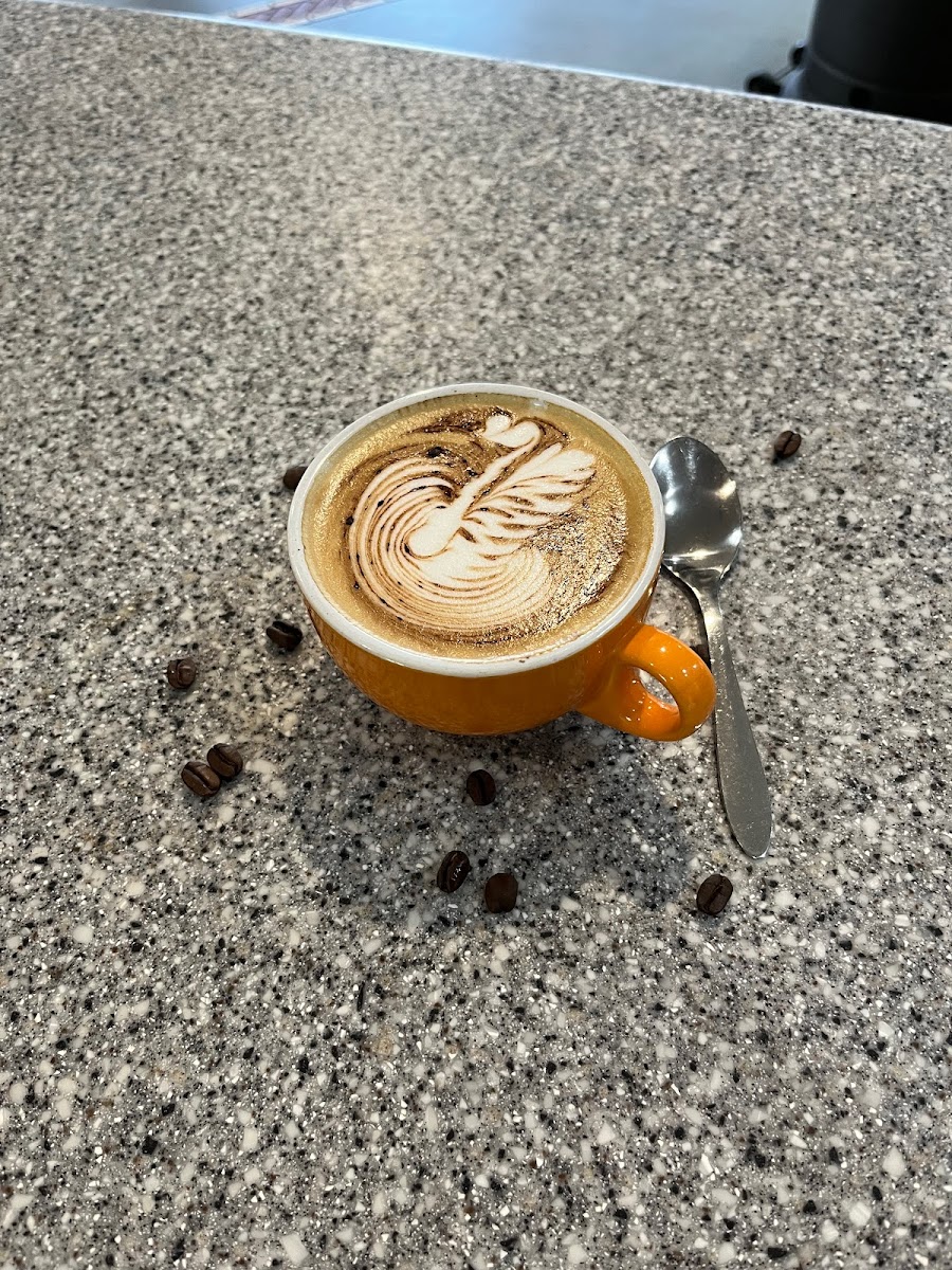 Lakeview Cafe - Photo 4