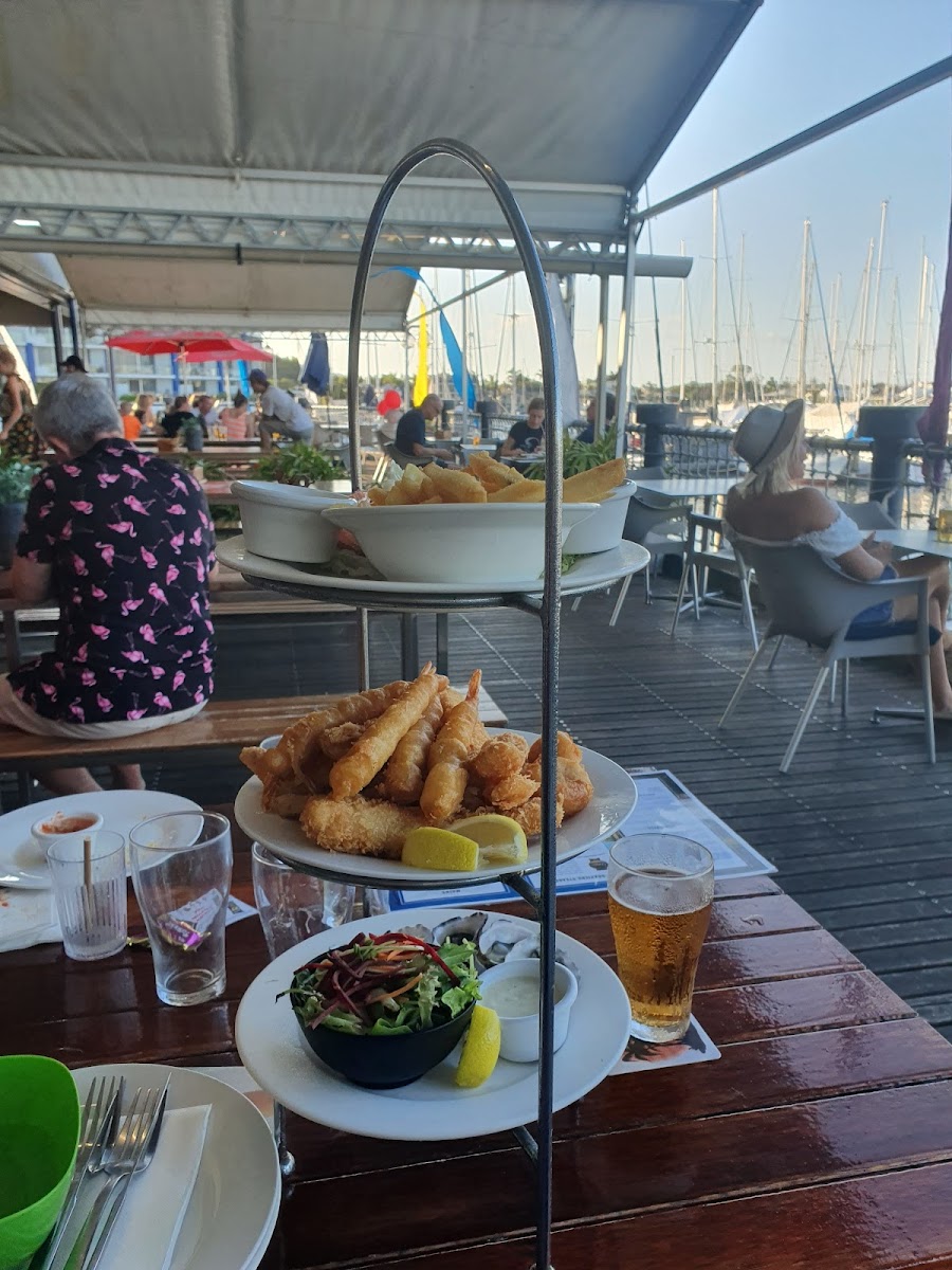 Portside Seafood Restaurant - Photo 3