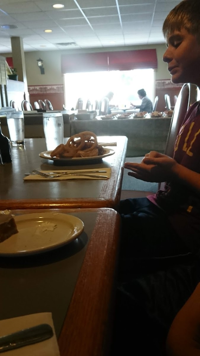 Jade Garden Restaurant - PE C1N 4H8 - Photo 3