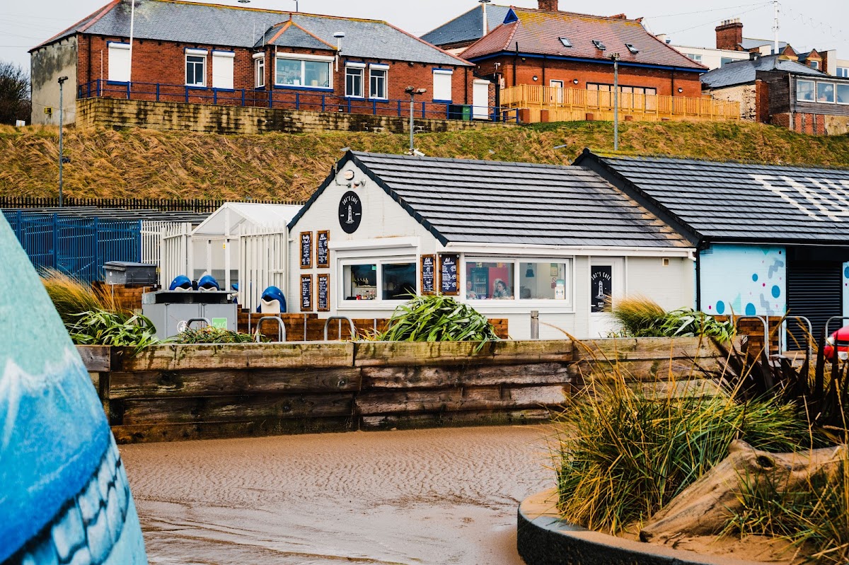 Sue's Cafe - Sunderland SR6 0PL - Photo 2