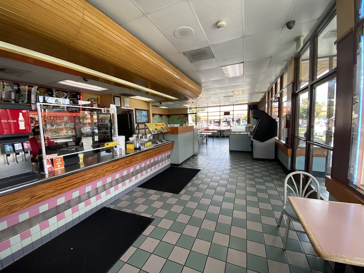 Alberto's Mexican Food - Riverside