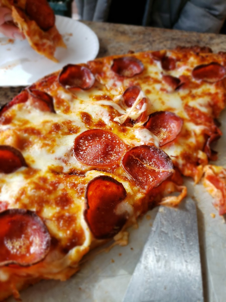 Bella Pizza - ON L0S 1N0 - Photo 6