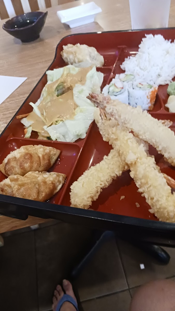 Sakana Sushi - Carrollton - Photo 2