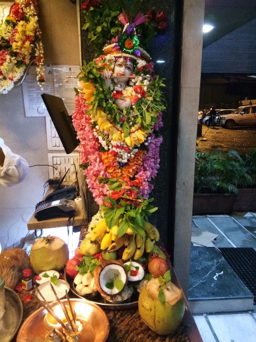 Krishna Lunch Home With Bar - Photo 2