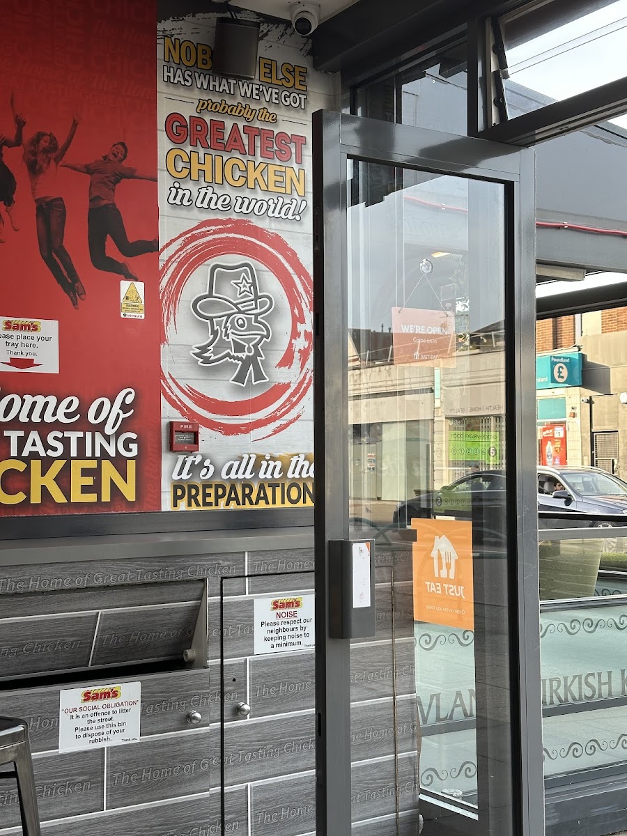 Sam's Chicken - Southampton SO15 3LR