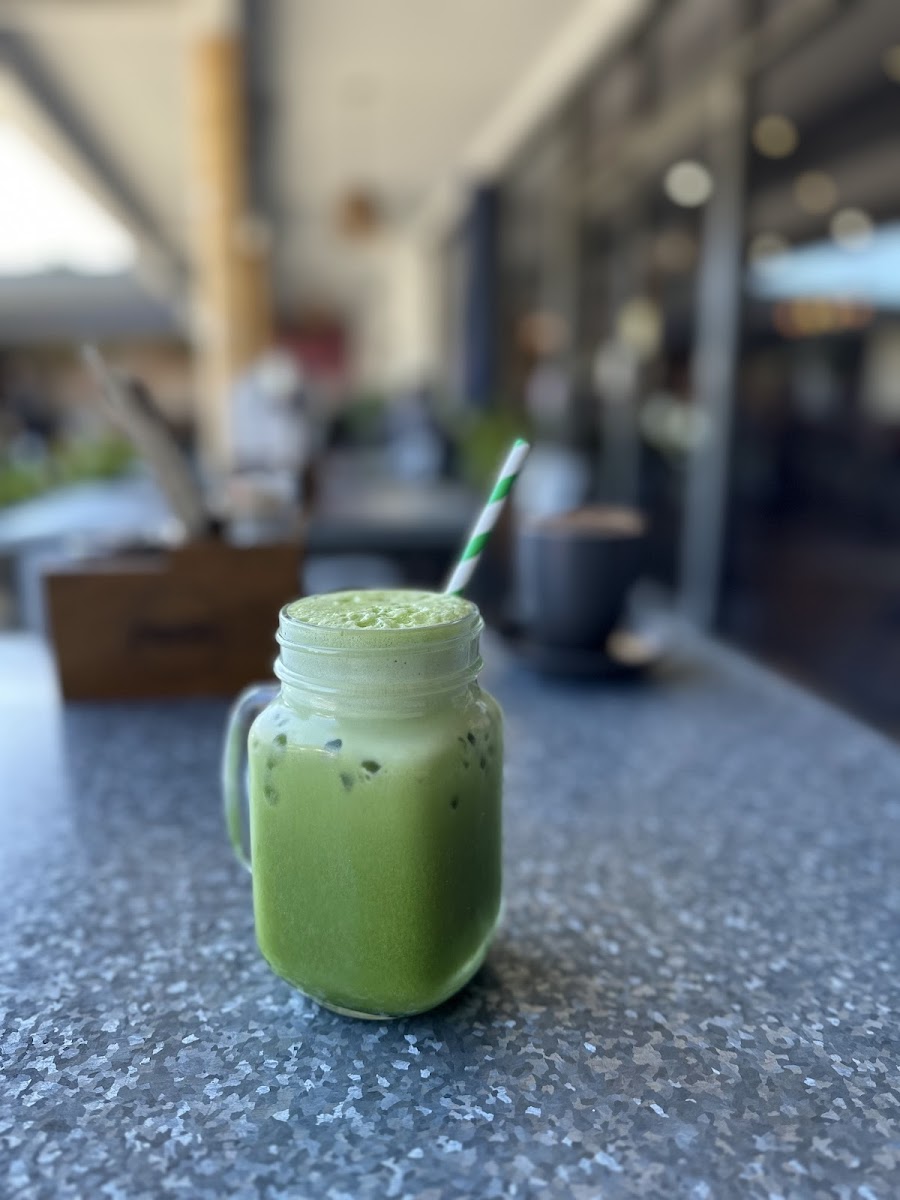 Sugar Salt Cafe - Photo 9