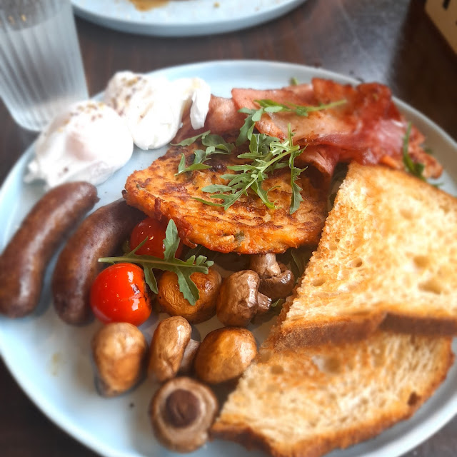 English Breakfast