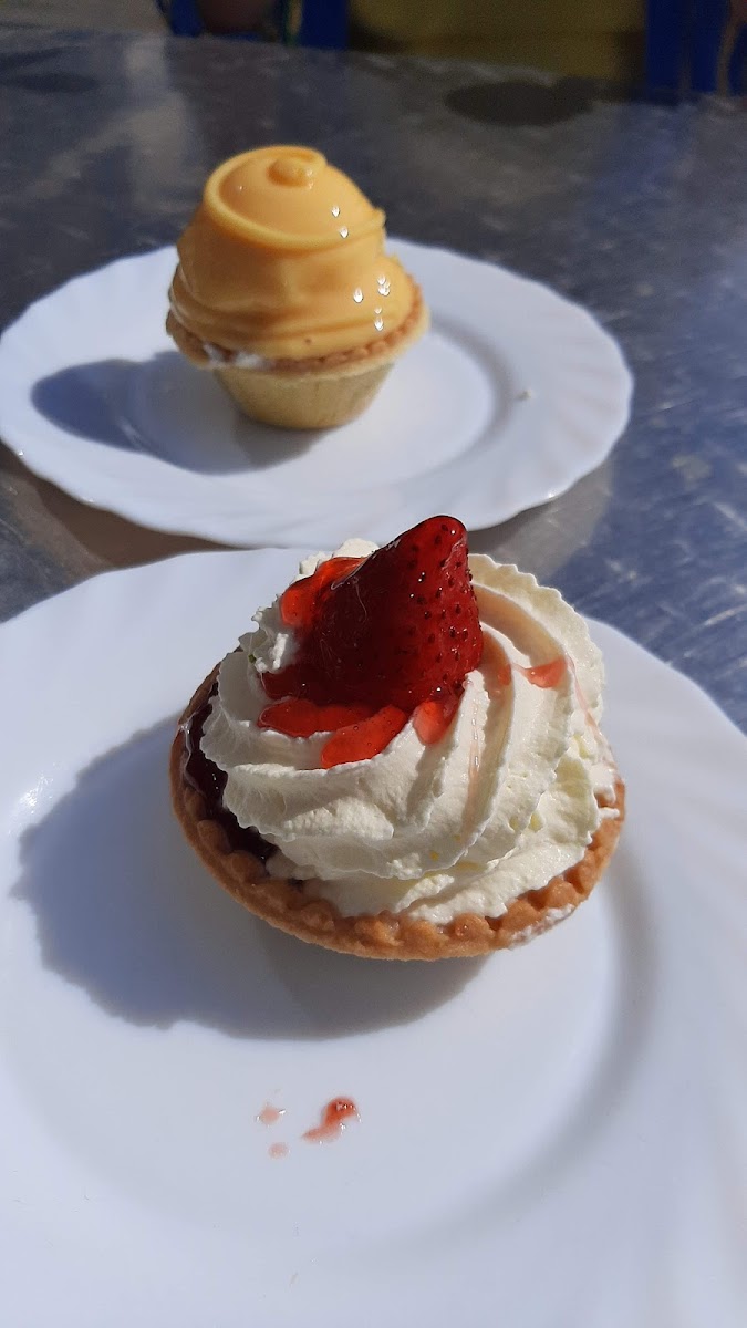 Village Cafe - Sunderland SR6 7JB - Photo 2