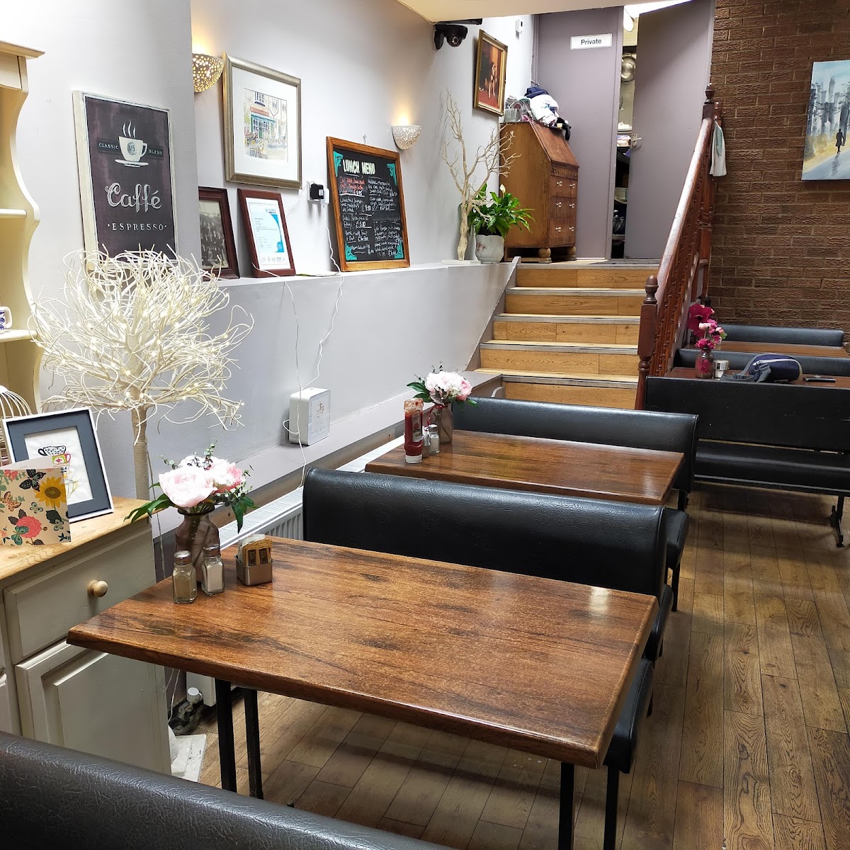 Village Cafe - Sunderland SR6 7JB - Photo 6