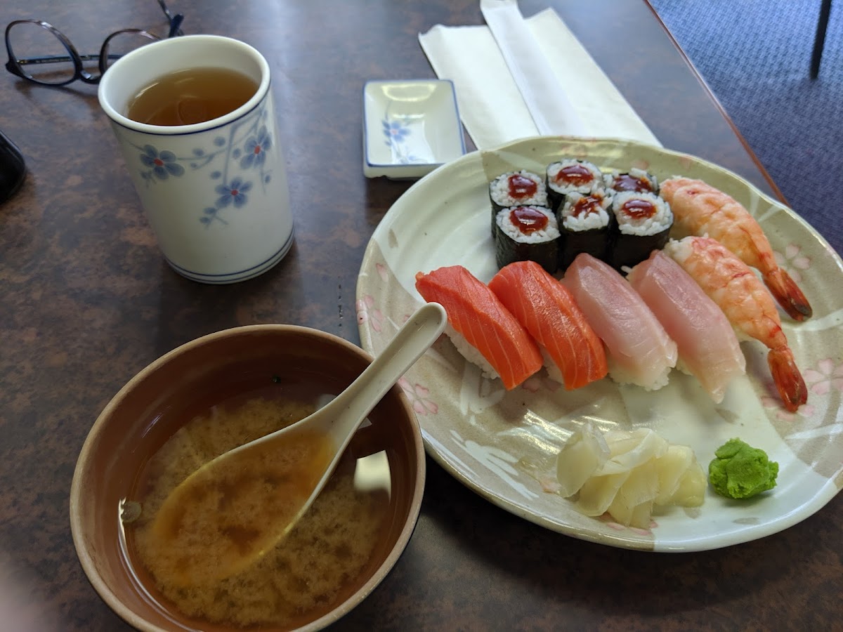 Bay Sushi - BC V7W 2H1 - Photo 7