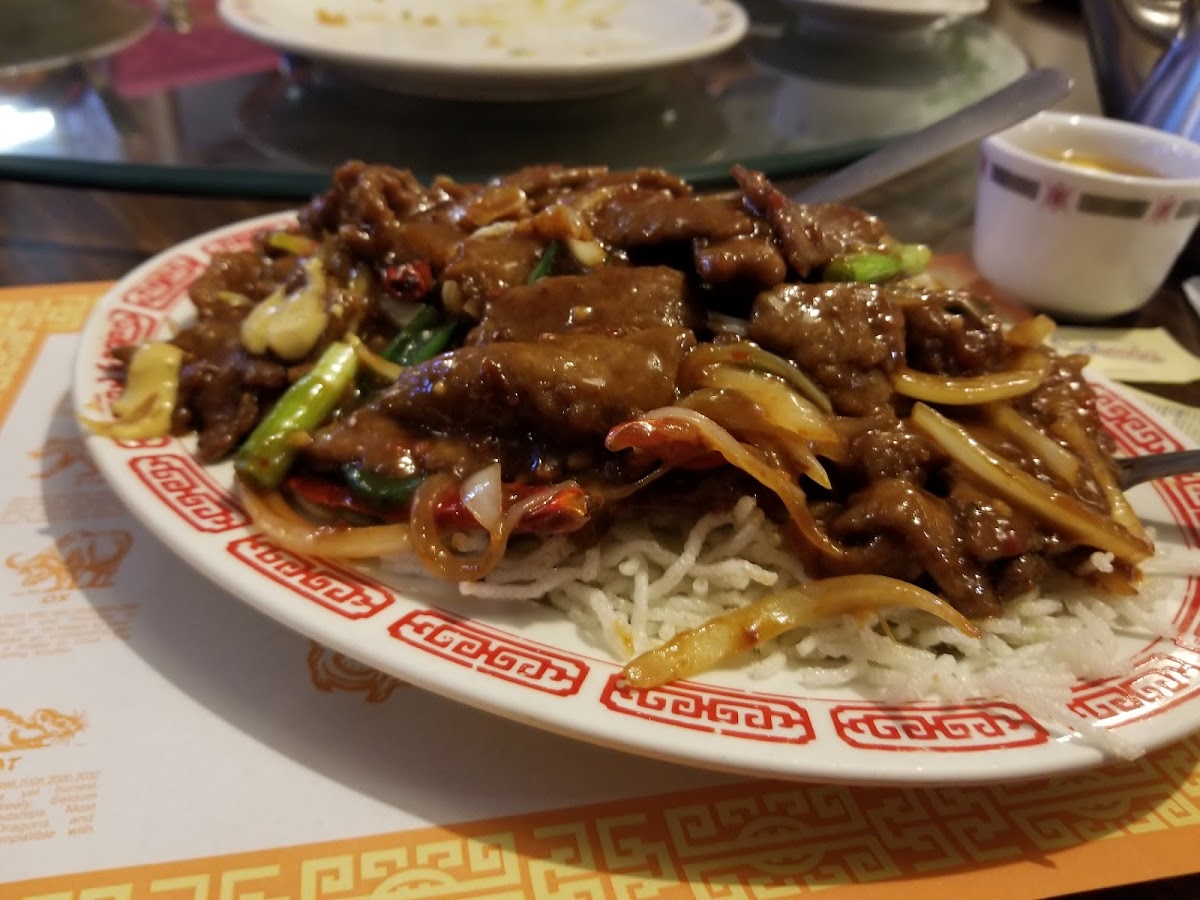 Golden China Restaurant - Salinas - Photo 2