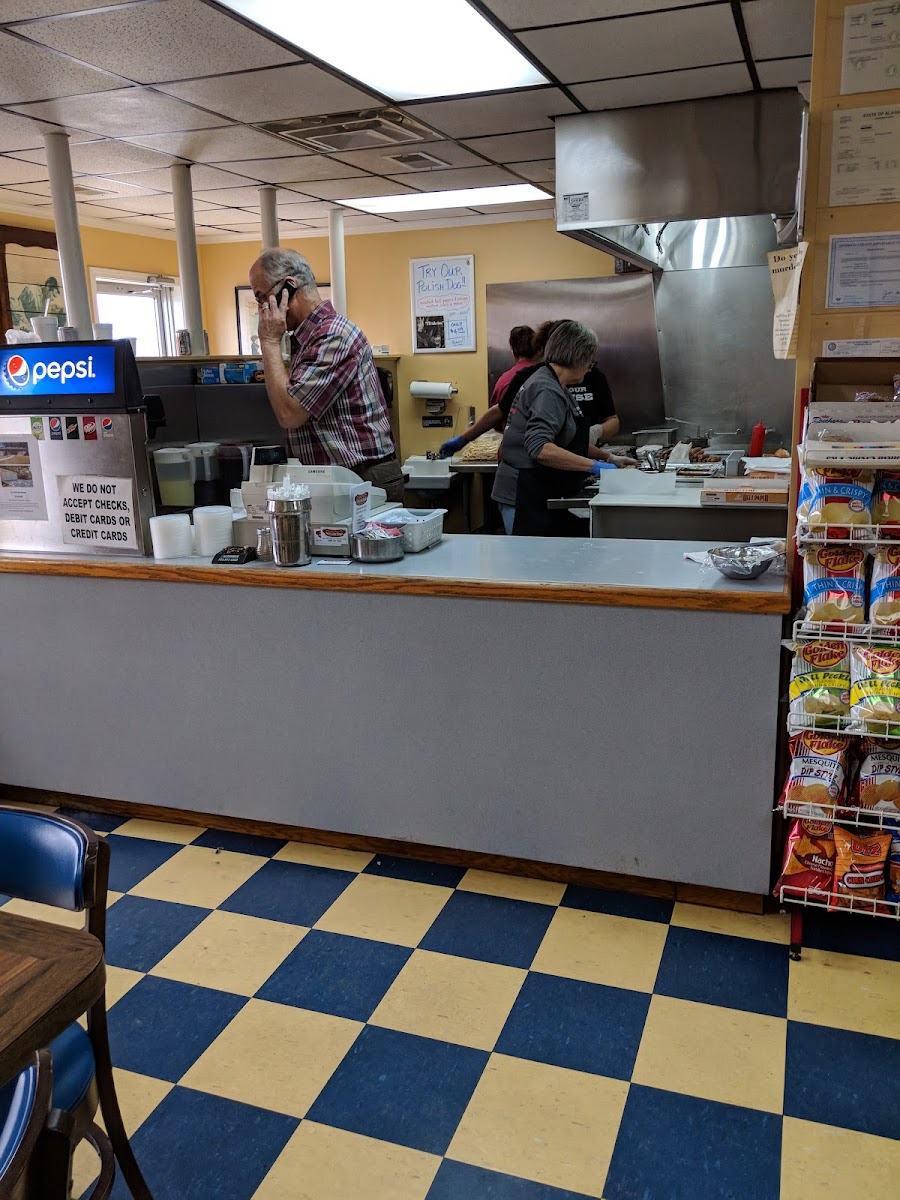 Gus's Hot Dogs - Hueytown - Photo 2
