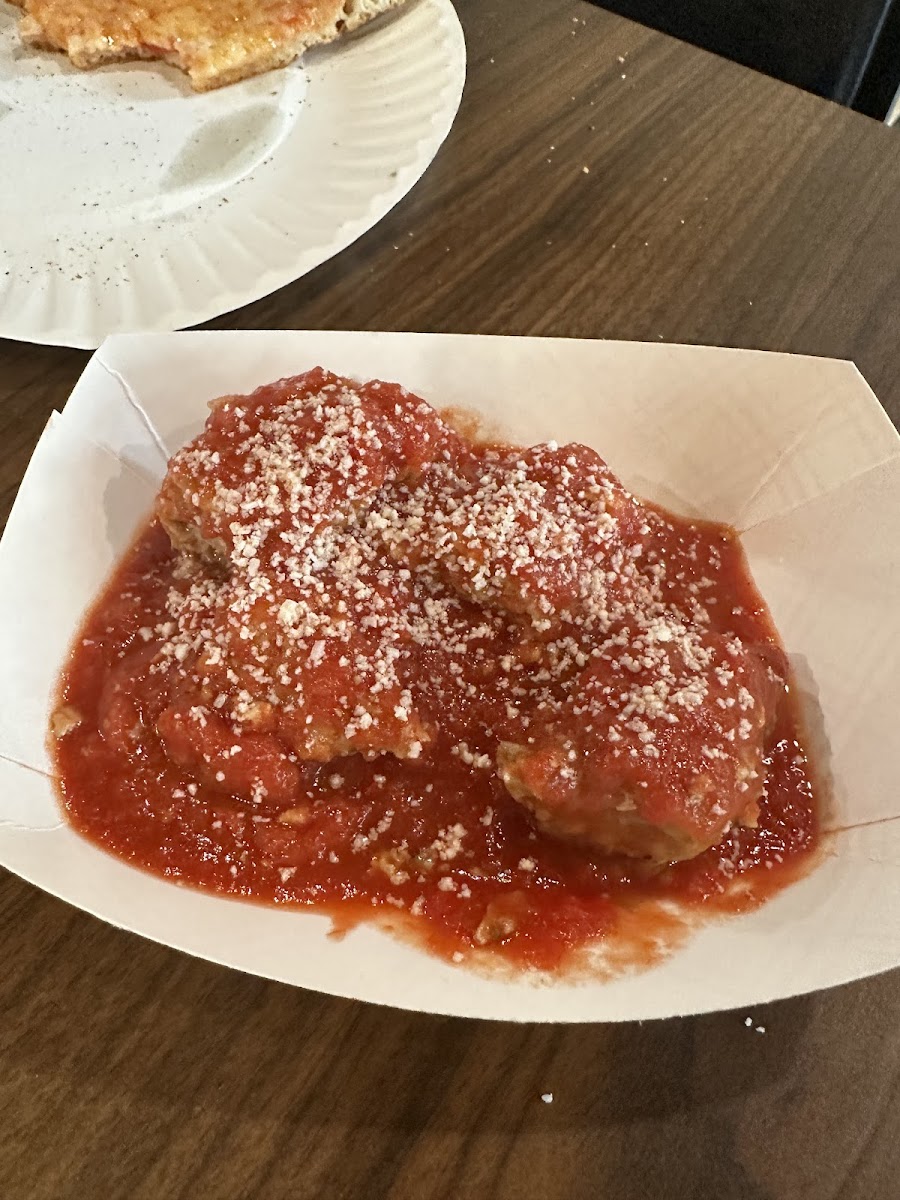 Capri Pizza - Cresco - Photo 3